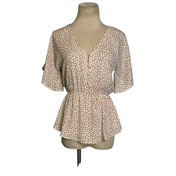 Sienna Sky White Red Floral V Neck Ruffle Blouse Size XS - Picture 1 of 12